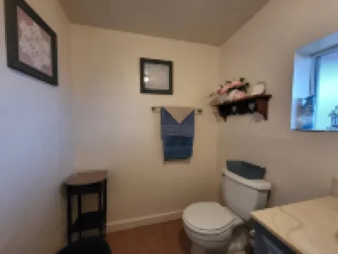 The Cactus Rose - A Spacious Retreat