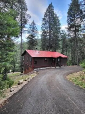 Mountain retreat with a beautiful veiw.