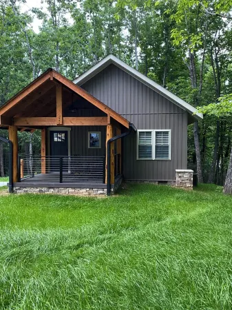 Merlot-Newly Constructed 2 bedroom Cottages at Jones von Drehle Отели в г. Трапхилл