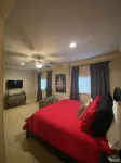 Oxford Condo-Minutes from Campus and Square