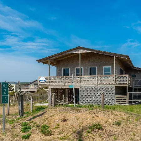 SEMI OCEANFRONT, Steps to the Beach, Unobstructed Amazing Ocean Views. Remodeled