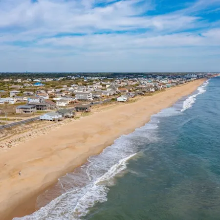SEMI OCEANFRONT, Steps to the Beach, Unobstructed Amazing Ocean Views. Remodeled