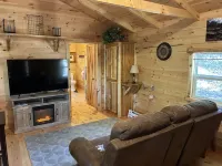 New Amish built log cabin near hocking hills & tar hollow, atvs & pet friendly