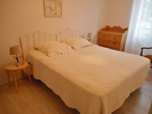 Apartment T3 in the immediate vicinity of the large beach of Val André