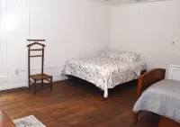 Mammoth Cave-Game Room-Buc-ee’s-Mint Casino-6 Beds-Stocked- Wifi-StockedFirepit!