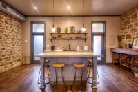 The Loft On The Square