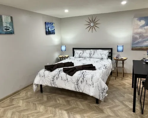 Gorgeous Private Studio in heart of Kettering Hotels in Kettering
