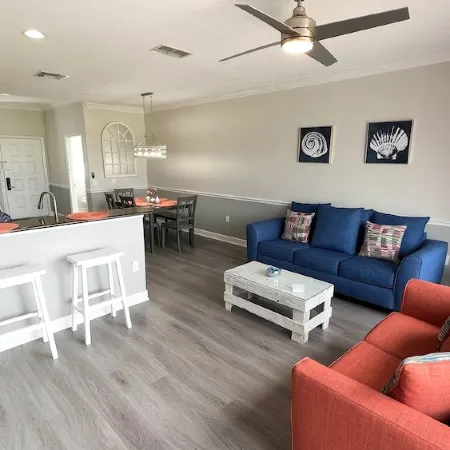 Perfect family two story Villa 8 near SeaWorld