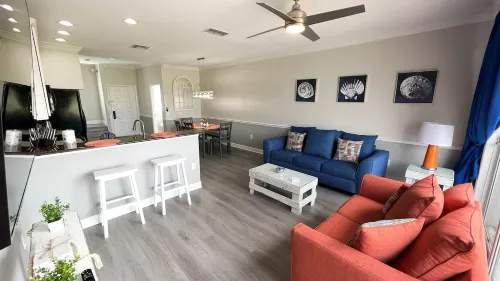 Perfect family two story Villa 8 near SeaWorld