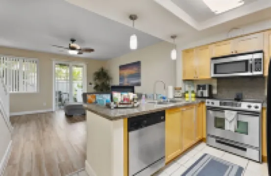 Island Breeze Oasis - Newly Furnished