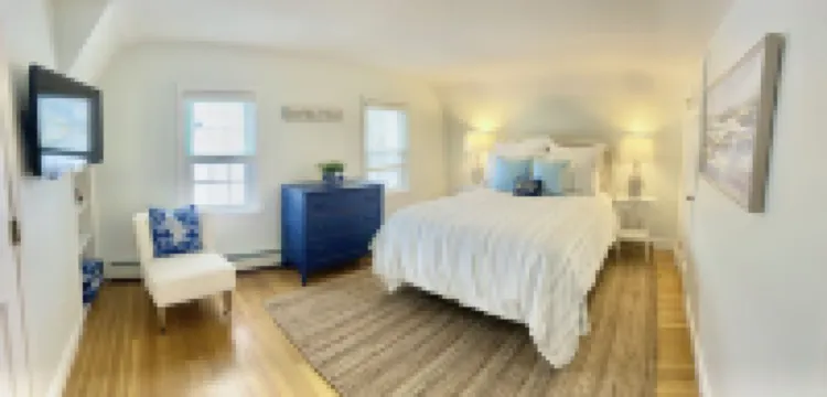 Stunning Beach Cottage just steps from Marblehead Harbor and Town