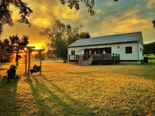 Boyne City- close to golf, lakes, shopping and more!!! - 4-Star