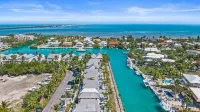 ★Remodeled tropical delight townhome★private plunge pool close to fun activities - Wifi