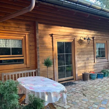 Ferienwohnung im Holzhaus, 5-10 Min. vom Schönen Wandlitzsee Entfernt