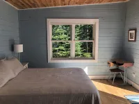 Autumn Sky - The Modern & Relaxing Beach Cottage
