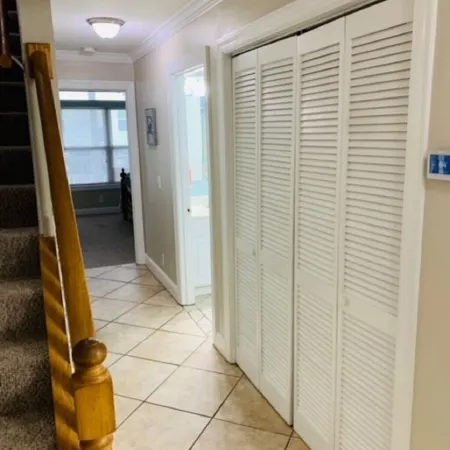 3/3 Condo across from the River! Close to beaches!