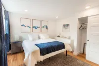 Family Fun Haven: Spacious Retreat with Games, Arcade & beautiful Kitchen Các khách sạn gần Dune Peninsula at Point Defiance Park