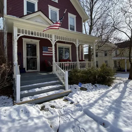 Renovated Victorian in 'Americas Coolest Small Town'