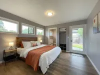 Excellent location, close to Olympic National Park, restaurants & grocery stores Hotel dekat Arthur D. Feiro Marine Life Center