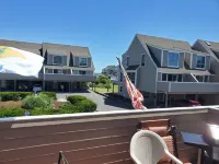 3 bedroom, 2.5 bath unit - Ocean, bay and pool all in a day!