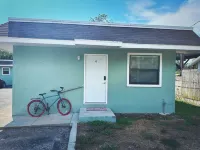 Bikes, Beaches and Quaint Floridian Downtowns