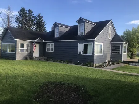 Spacious Ranch House