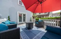 17 Mins from UBS Arena /Hot tub/Game Room/King Bed