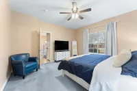Hackberry Hideaway emerges as a special retreat where tanquility meets vibrancy.