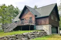 Spacious Adk 5Br Lodge, Sleeps 14, Near Gore, Firepit, Fireplace, Pets 존스버그 호텔