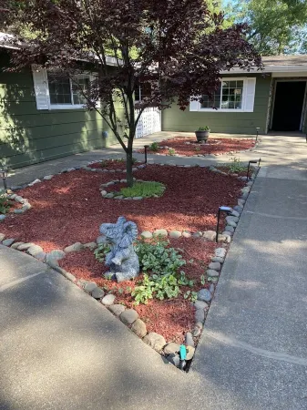 Beautiful Lakehouse with immediate access to Shasta Lake