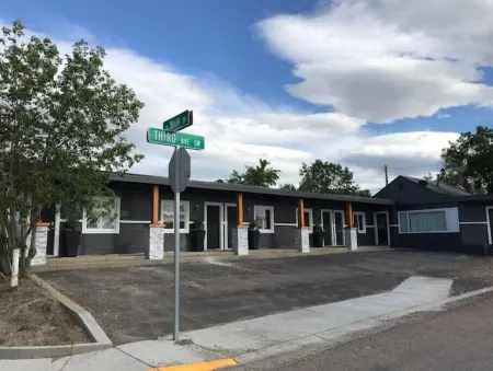 Cut Bank Studio #4 near Glacier National Park!