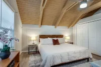 Relaxing 3Br Cabin Retreat in Helen, GA – Perfect for Families & Couples - 3 stjerner