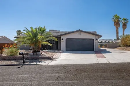 Havasu Gateway Minutes to the New Riviera Marina