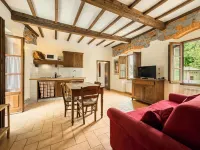 Exclusive Resort W/ Pool & Waterfall - A11