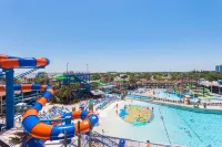 Daytona Beach Oceanfront complex with 1 br/ 2 Full baths