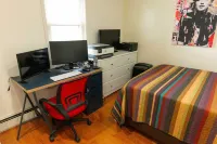 Cozy Furnished Ranch! Pet Friendly! Hotels in Fair Lawn