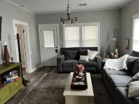 HazelHouse 1920’s BEAUTIFUL 2bed/1bath, Pet-Friendly WIFI