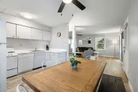 Bayside Condo in the Heart of OC