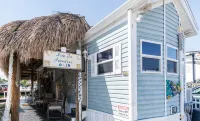 Key Largo Waterfront Paradise w/Kayaks, Private Dock & BBQ