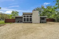 Midtown Retreat - near Texas A&M...Updated! Hotels in der Nähe von Brazos Valley African American