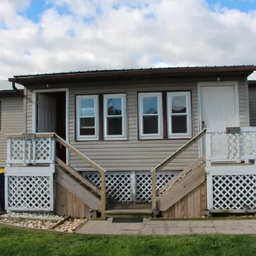 Quaint Cottages Near Everything on Beach Road