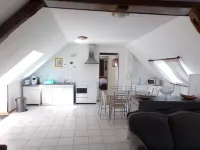 THE ORCHARD FARM Ecommoy 호텔