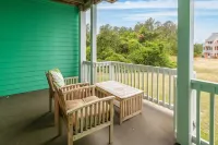 Break Time 3 BR, 3.5 Bath, Mini-Waterpark, Pool, Gym, Linens Provided Sleeps 7