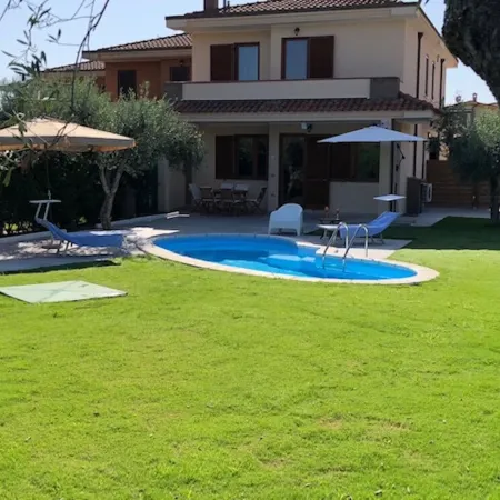 Villa with pool in a quite Village near the Beautiful Sandy beach of Costa Rei