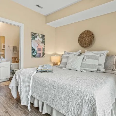 Break Time 3 BR, 3.5 Bath, Mini-Waterpark, Pool, Gym, Linens Provided Sleeps 7