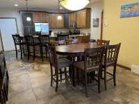 Bridges Bay Coronado 202 sleeps up to 10 w/6 daily passes to the waterpark!