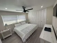 4 bed/ 3 bath Villa Heated Pool