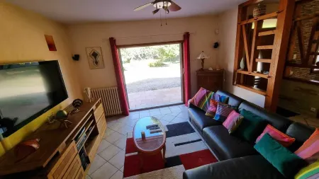 Maison Style Landais Climatisée. Piscine Privée. Parc. Idéal Pour Familles