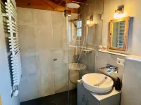 Gemütliche, Modern Ausgestattete Ferienwohnung mit Sonnenterasse und Bergblick