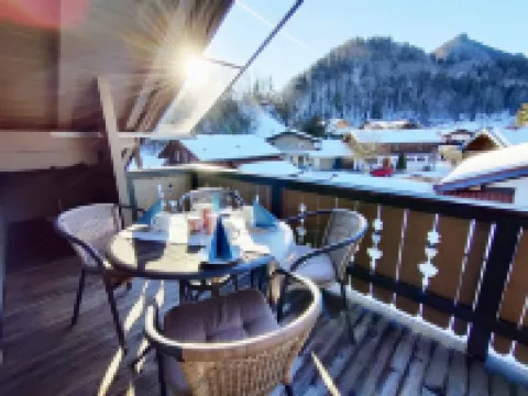 Cozy vacation apartment with two bedrooms, wood-burning stove and spacious balcony